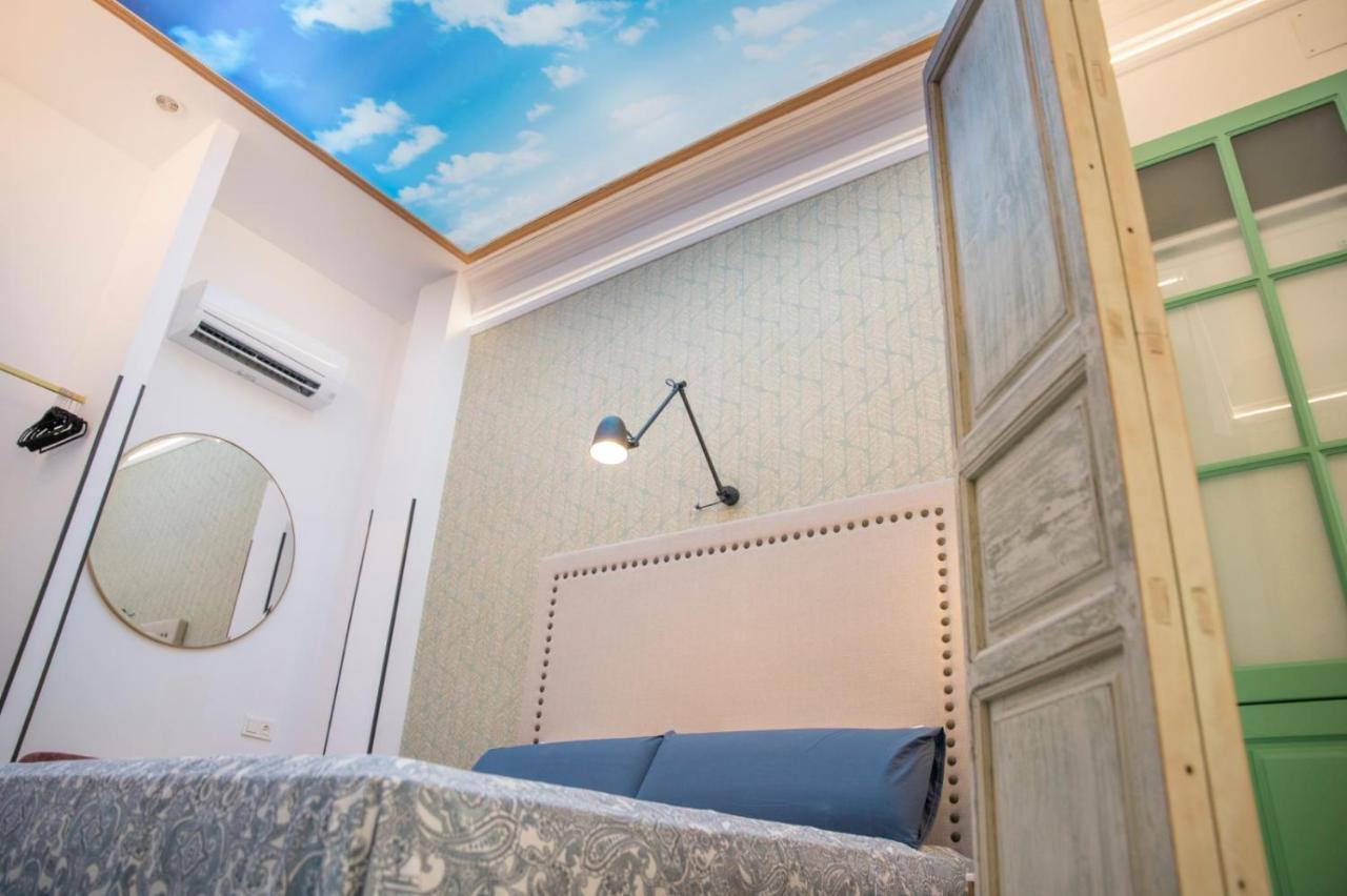 Apartamento Cubanito primera línea Bajondillo Torremolinos Exterior foto