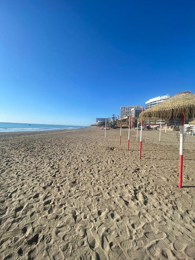 Apartamento Cubanito primera línea Bajondillo Torremolinos Exterior foto